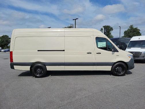 2024 Mercedes-Benz eSprinter 2500 170 WB High Roof Cargo