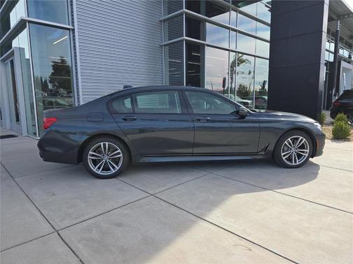 2019 BMW 750 i xDrive