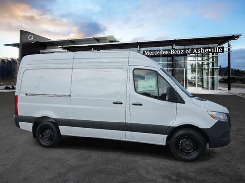 Arctic White 2026 Mercedes-Benz Sprinter 2500 Standard Roof