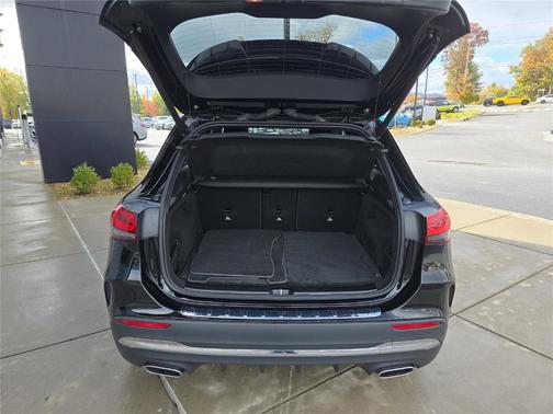 2023 Mercedes-Benz GLA 250 Base 4MATIC