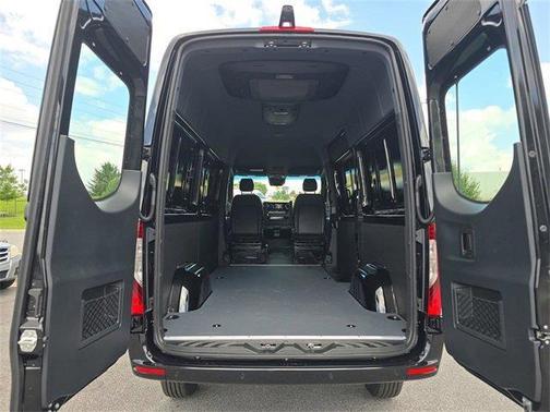 2025 Mercedes-Benz Sprinter 2500 144 WB