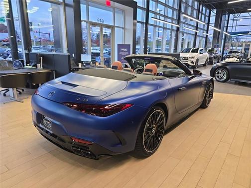 2026 Mercedes-Benz AMG SL 63 