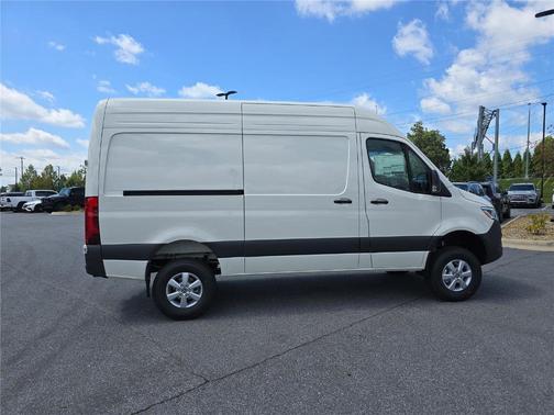 2025 Mercedes-Benz Sprinter 2500 Standard Roof