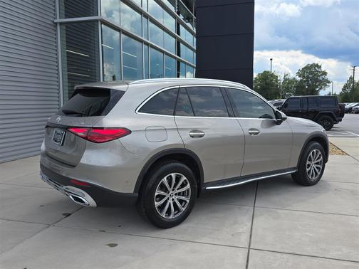 2024 Mercedes-Benz GLC 300 4MATIC