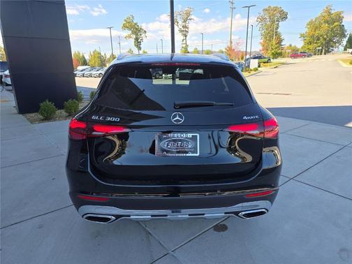 2026 Mercedes-Benz GLC 300 Base 4MATIC