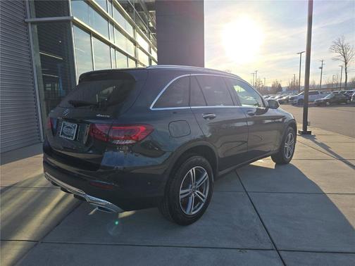 Graphite Gray Metallic 2022 Mercedes-Benz GLC 300 Base 4MATIC