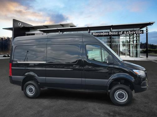 2025 Mercedes-Benz Sprinter 2500 Standard Roof