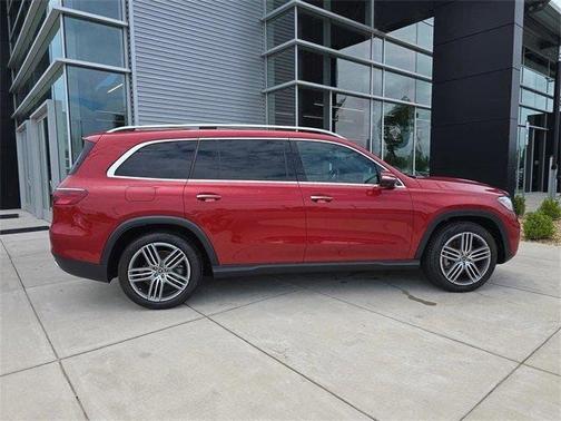 2025 Mercedes-Benz GLS 450 4MATIC