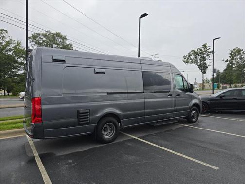 2022 Mercedes-Benz Sprinter 4500 High Roof