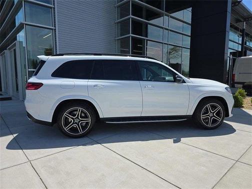 2025 Mercedes-Benz GLS 450 4MATIC