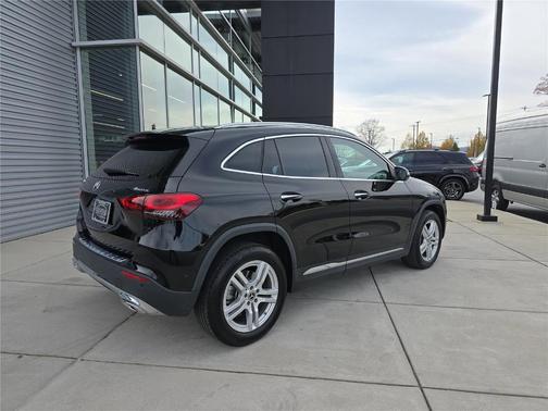 2023 Mercedes-Benz GLA 250 Base 4MATIC