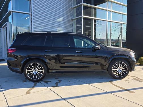 2025 Mercedes-Benz GLS 450 4MATIC