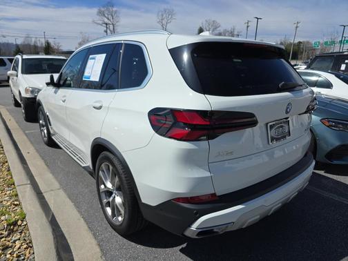 2024 BMW X5 PHEV xDrive50e