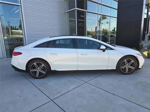 2023 Mercedes-Benz EQS 580 Base 4MATIC