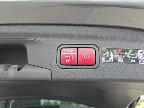 2025 Mercedes-Benz GLE 450e 4MATIC