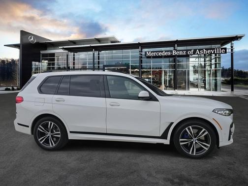2022 BMW X7 xDrive40i