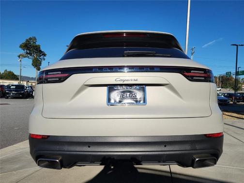 2022 Porsche Cayenne