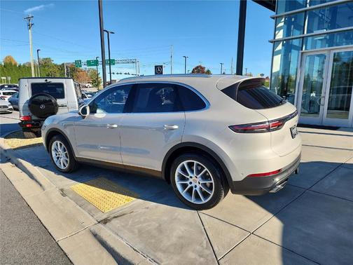 2022 Porsche Cayenne
