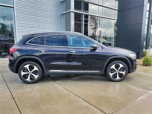 2025 Mercedes-Benz GLA 250 Base 4MATIC