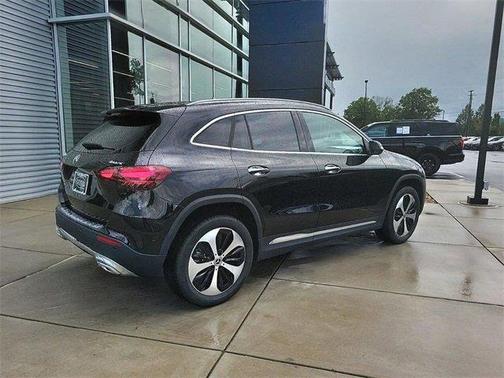 2025 Mercedes-Benz GLA 250 Base 4MATIC