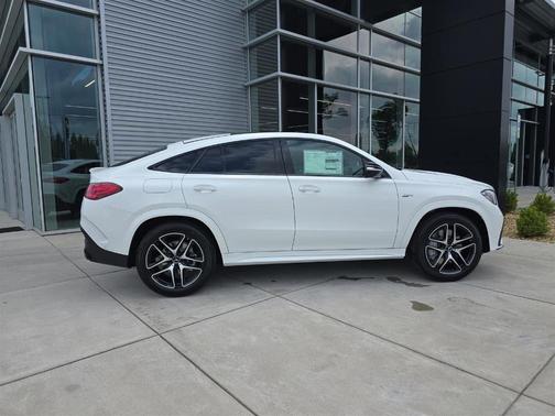 2025 Mercedes-Benz AMG GLE 53 Base