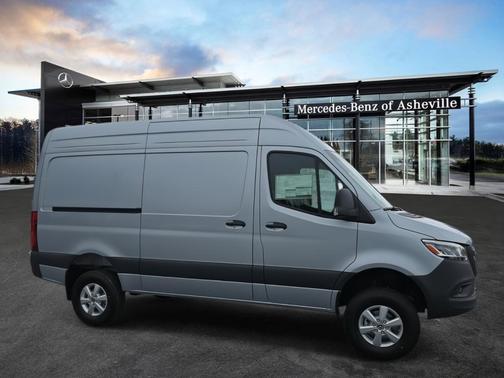 2025 Mercedes-Benz Sprinter 2500 Standard Roof