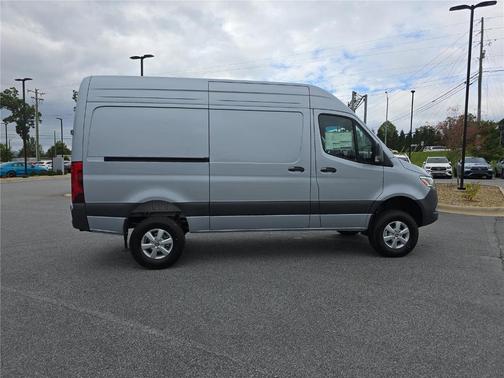 2025 Mercedes-Benz Sprinter 2500 Standard Roof
