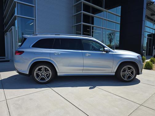 2024 Mercedes-Benz GLS 450 4MATIC