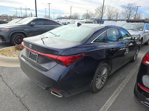 2022 Toyota Avalon Limited