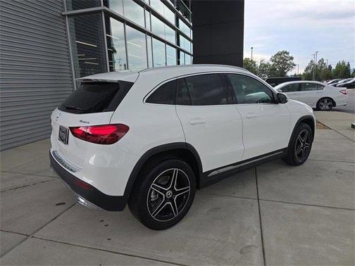 2026 Mercedes-Benz GLA 250 Base 4MATIC