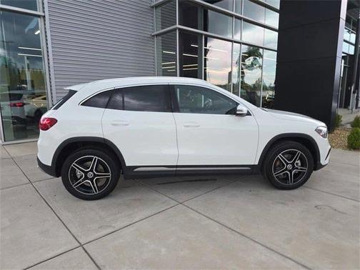 2026 Mercedes-Benz GLA 250 Base 4MATIC