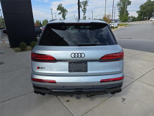 2024 Audi SQ7 4.0T Premium Plus