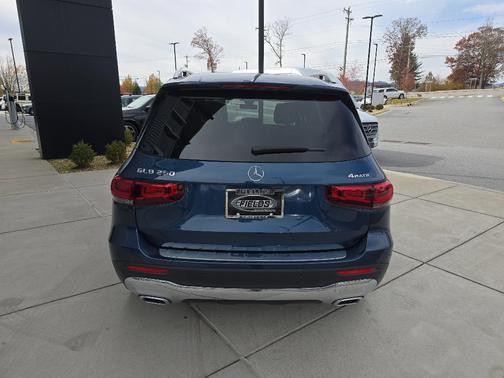 2022 Mercedes-Benz GLB 250 Base 4MATIC