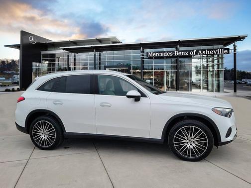 2025 Mercedes-Benz GLC 300 4MATIC
