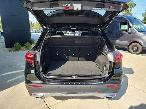 2025 Mercedes-Benz GLA 250 Base 4MATIC