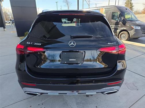 2026 Mercedes-Benz GLC 300 Base 4MATIC