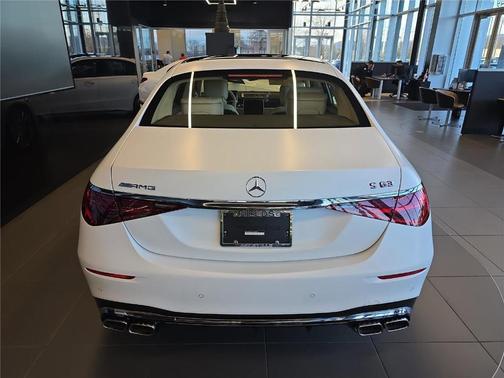 2026 Mercedes-Benz AMG S 63 E Base