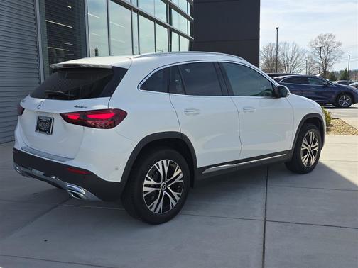 2025 Mercedes-Benz GLA 250 4MATIC