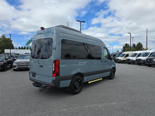 2025 Mercedes-Benz Sprinter 2500 144 WB Standard Roof Passenger