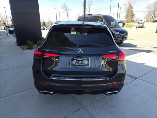 2026 Mercedes-Benz GLC 350e Base 4MATIC