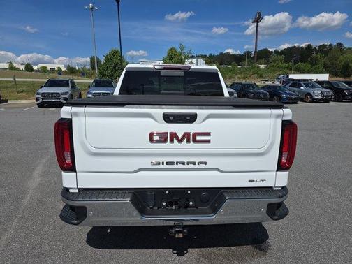 Summit White 2023 GMC Sierra 1500 SLT