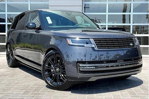 2025 Land Rover Range Rover P400 SE 7 Seat