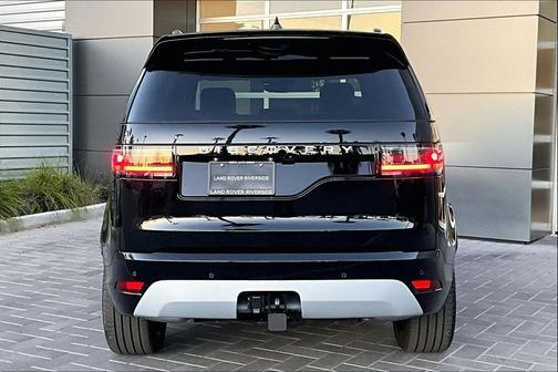 2026 Land Rover Discovery Gemini Edition