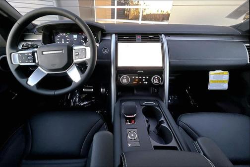 2026 Land Rover Discovery Gemini Edition