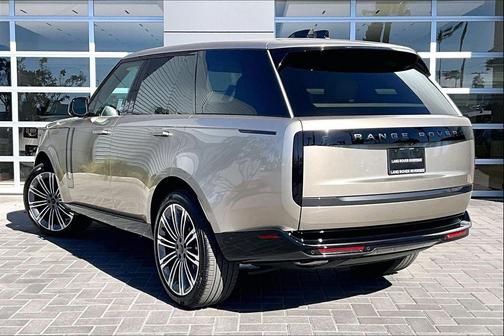 2026 Land Rover Range Rover P400 SE