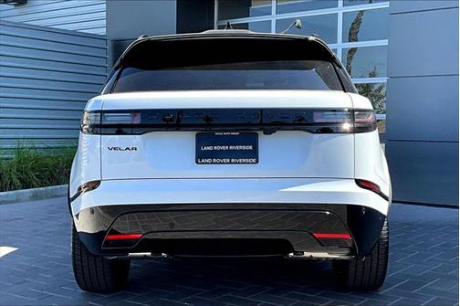 2026 Land Rover Range Rover Velar P400 Dynamic SE