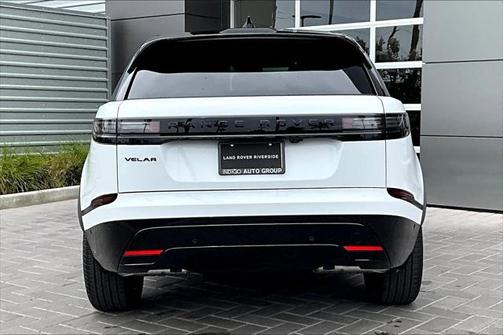 2026 Land Rover Range Rover Velar P250 SE R-Dynamic