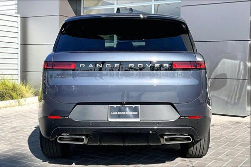 2025 Land Rover Range Rover Sport SE