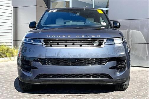 2025 Land Rover Range Rover Sport SE