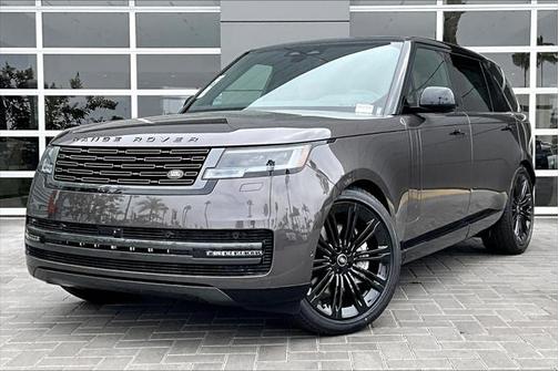 2025 Land Rover Range Rover P530 SE 7 Seat